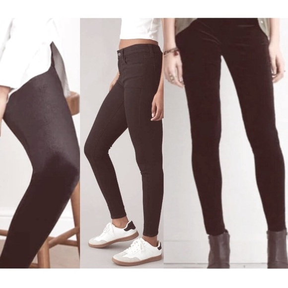 American Eagle Outfitters Denim - American Eagle Velour Super Stretch Jeans Black skinny Jeggings Size 2